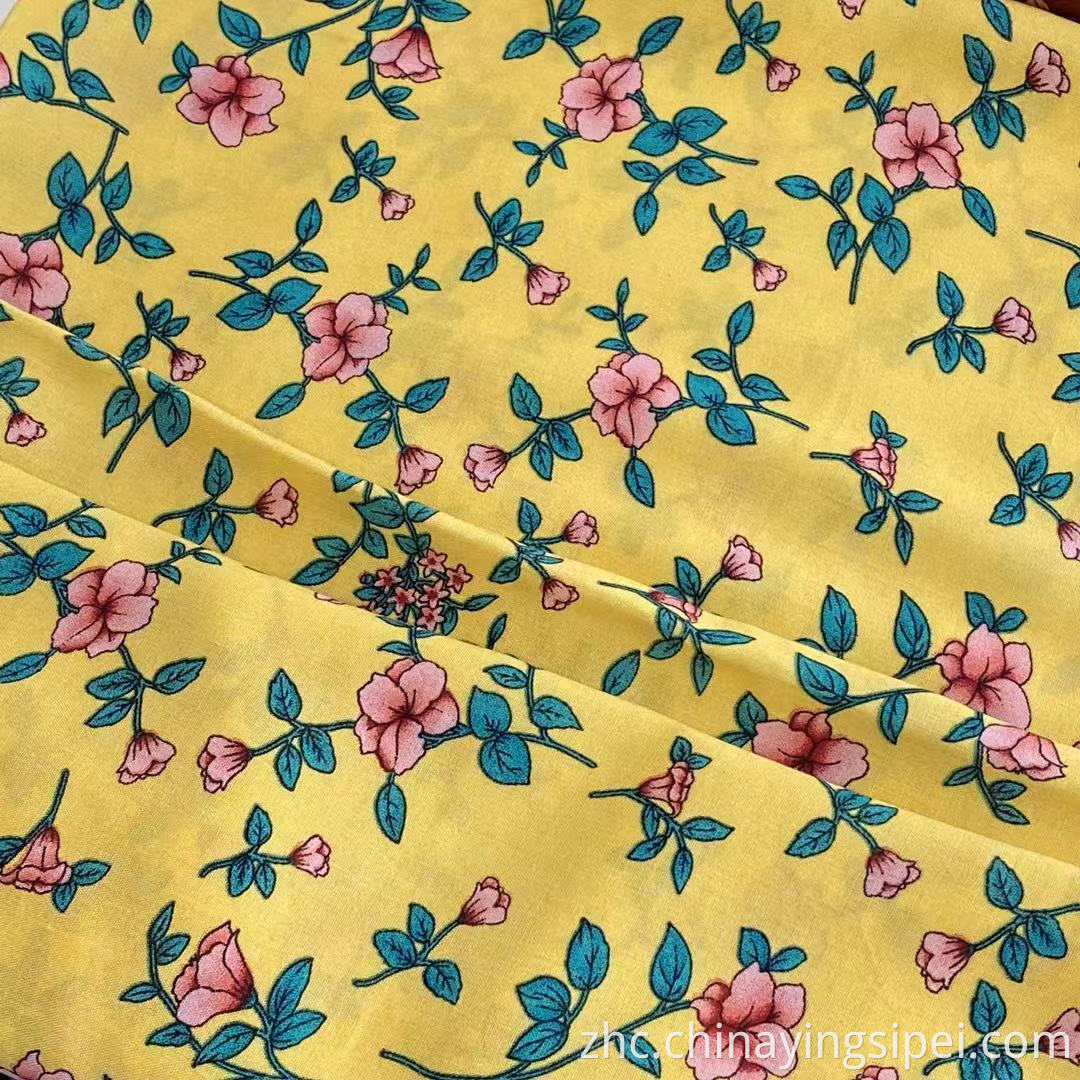 ISP纺织品便宜的价格普通风格WOVEN100人造丝Challis面料用于服装